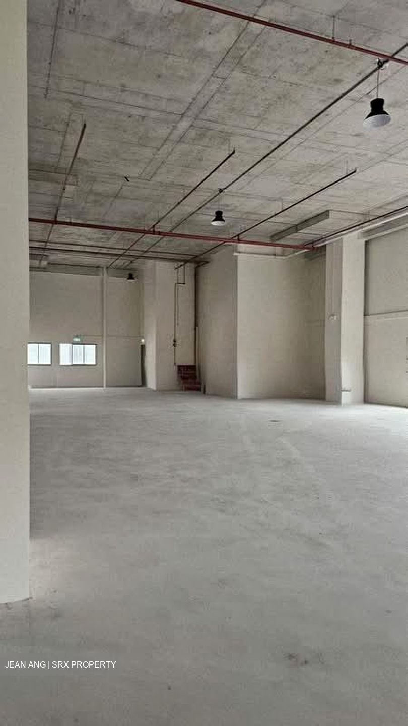 Senoko Way (D27), Factory #540229571